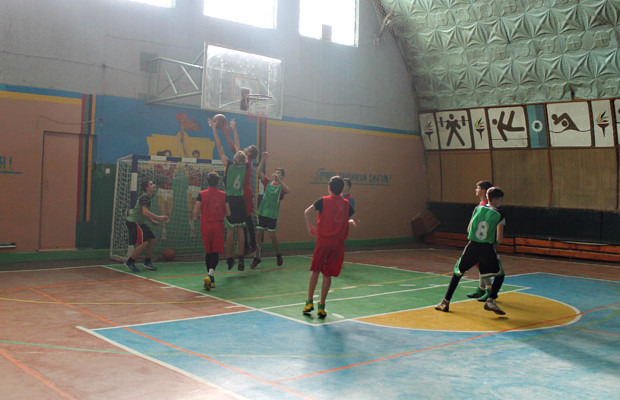 Турнір з баскетболу